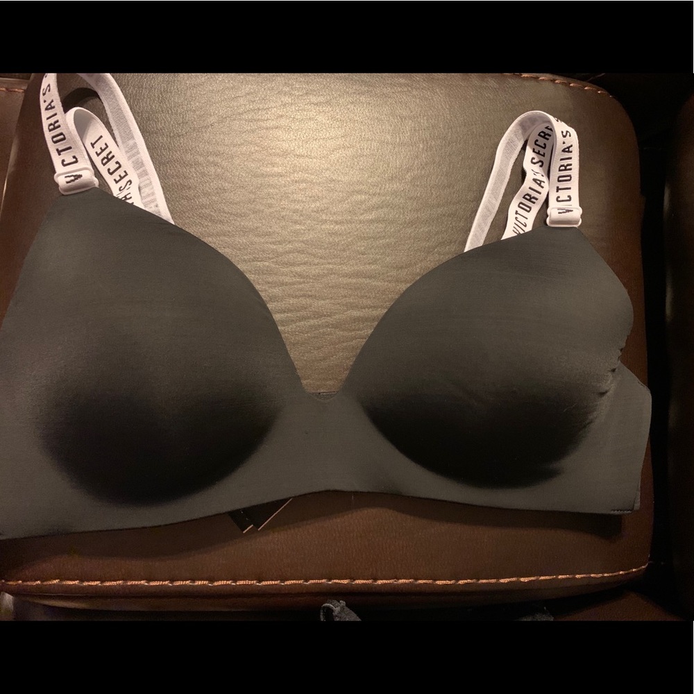 Victoria’s Secret T-Shirt Bra